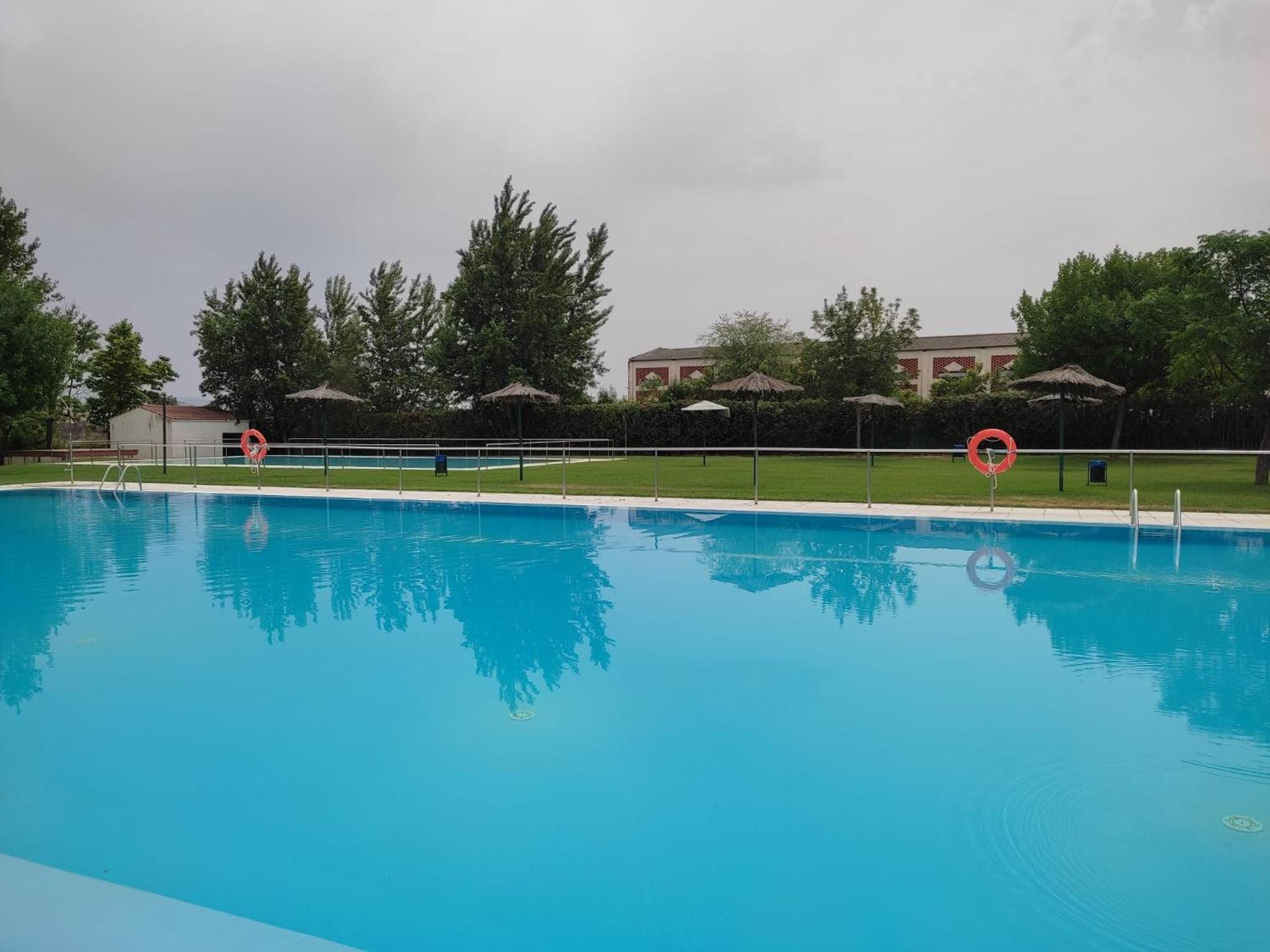 Apartamentos Turisticos Casa Morocho Alagon Del Rio المظهر الخارجي الصورة